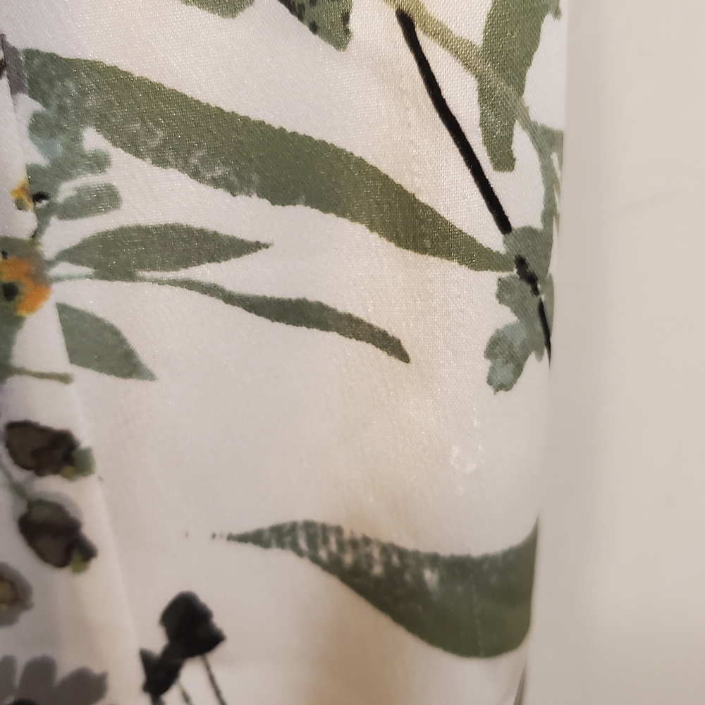 Maggy London satin floral dress - Picture 13 of 13